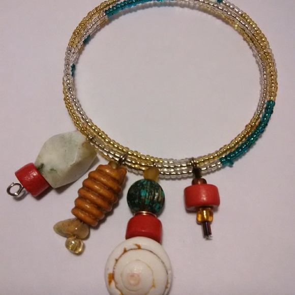 Jewelry - Picture 3 of 4